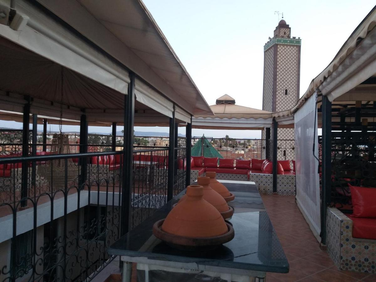Hotel Lahlou Riad Cafeteria Ucda Dış mekan fotoğraf