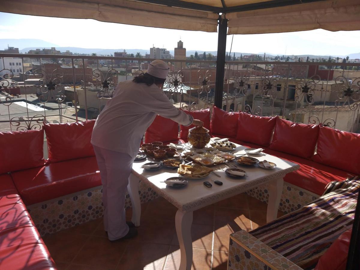 Hotel Lahlou Riad Cafeteria Ucda Dış mekan fotoğraf